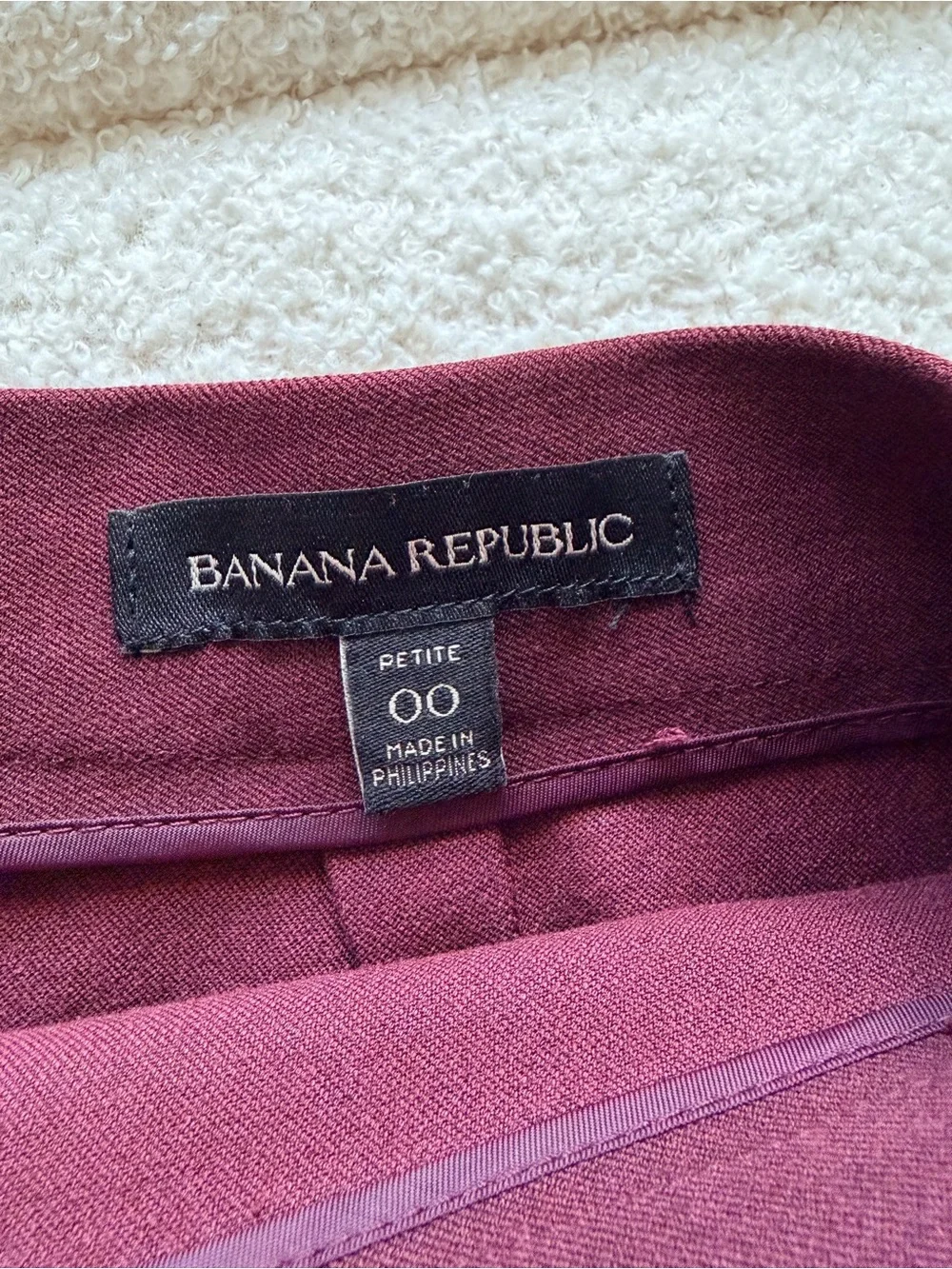 Banana Republic Burgundy Pencil Skirt 00